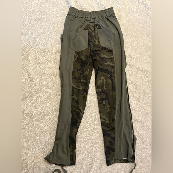Lulunico by Chicways Camouflage Cargo Pants Army Green Small - Picture 9 of 16